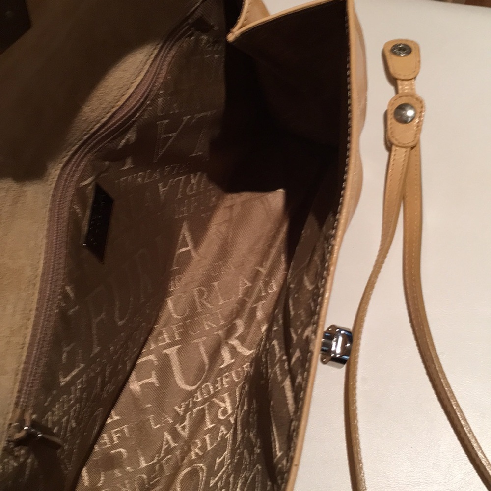 Handbag - Picture 3 of 5